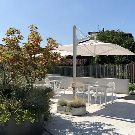 Aldeia Bianca Village מלון דירות Almenno San Salvatore